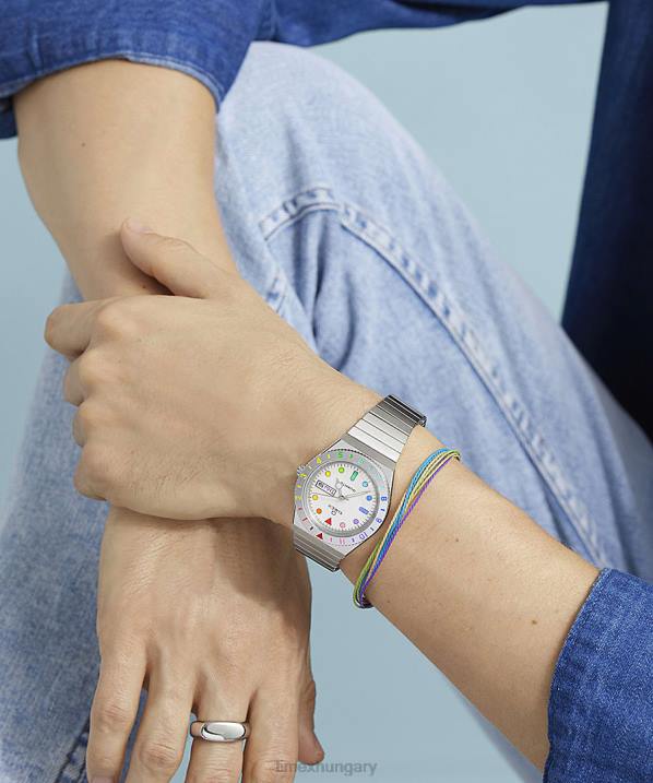 órák | B8NR152 Q Timex ezüst tónusú szivárványos 36 mm-es rozsdamentes acél tágulási szalagos karóra férfiak